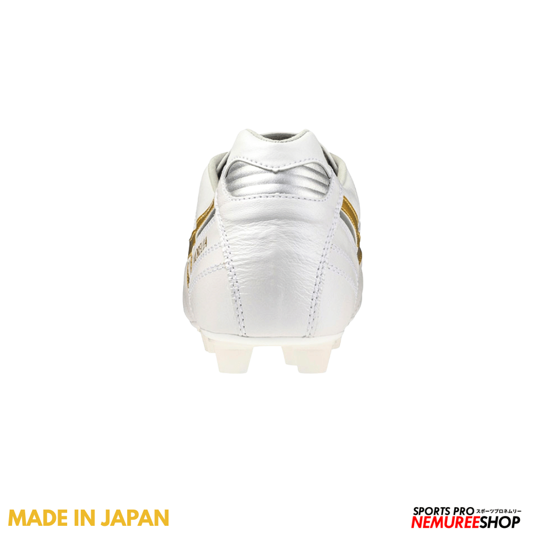 MIZUNO Football Shoes MORELIA 2 JAPAN (WHITE / GOLD) - Nemuree Shop - Online Sports Store